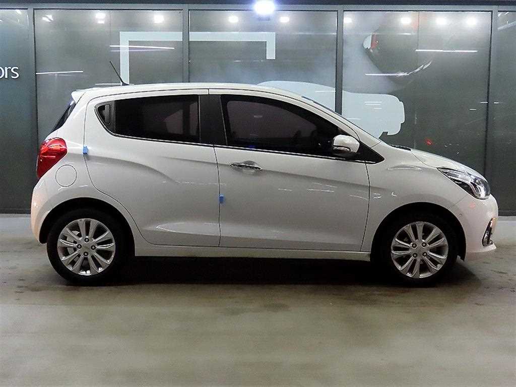 Chevrolet Spark - Vista 3