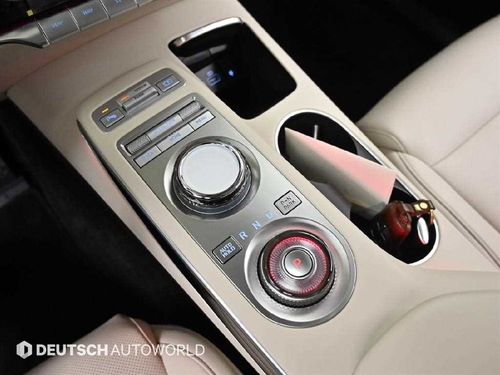 Genesis GV70 - Vista 9