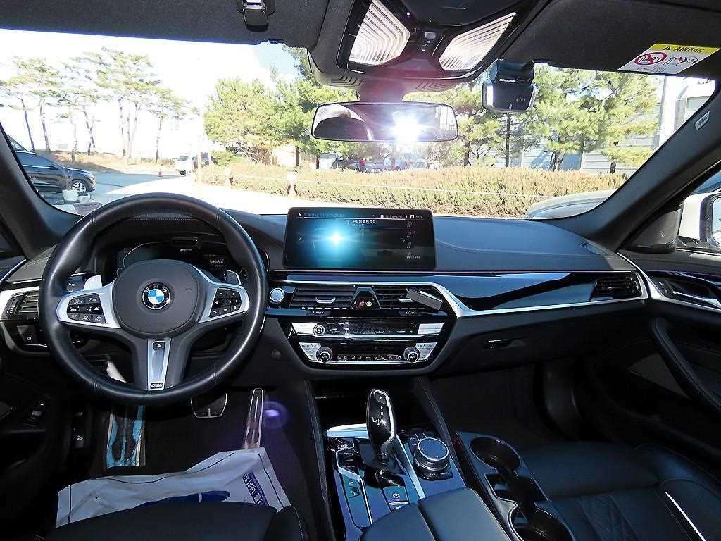 BMW 5 Series - Vista 7