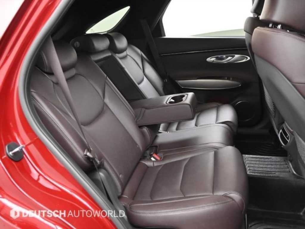 Genesis GV70 - Vista 11