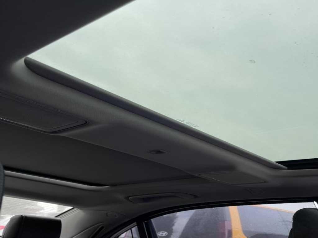 Mercedes Benz S Class - Vista 5