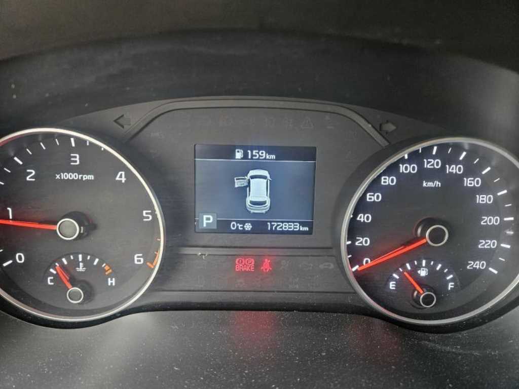 KIA Sportage - Vista 8