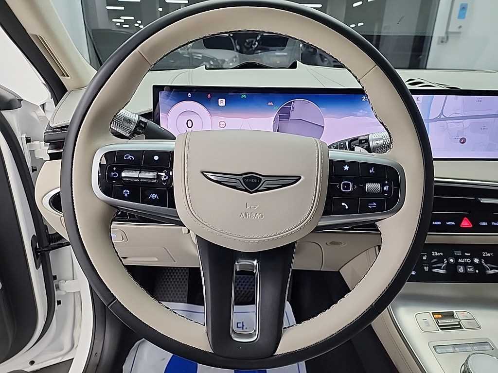 Genesis GV70 - Vista 10