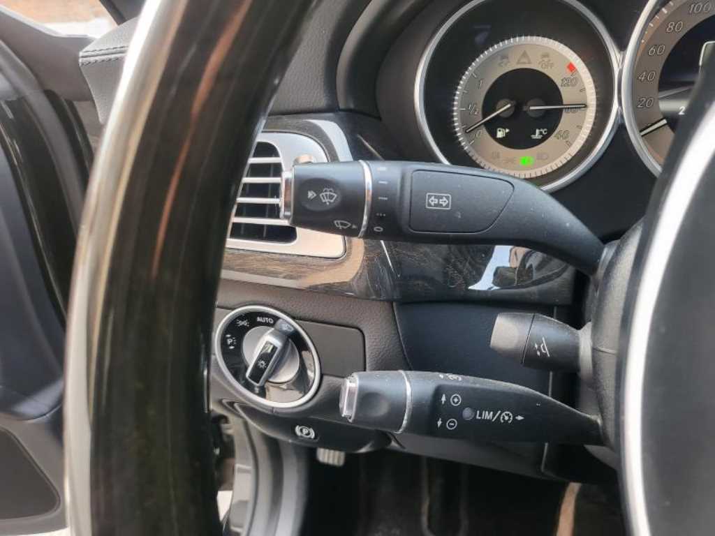 Mercedes Benz CLS Class - Vista 11