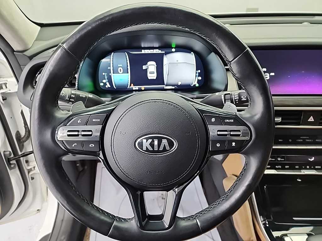 KIA K7 - Vista 9
