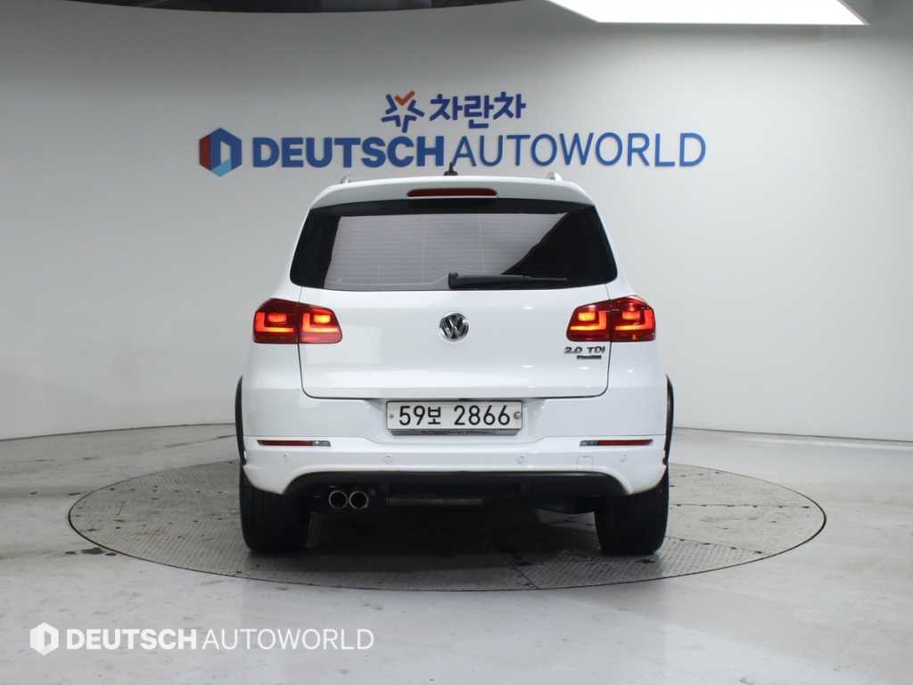 Volkswagen Tiguan - Vista 4