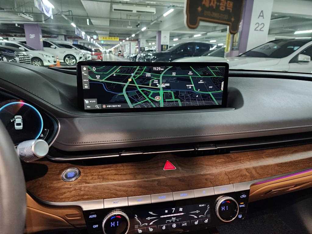 Genesis G80 - Vista 10