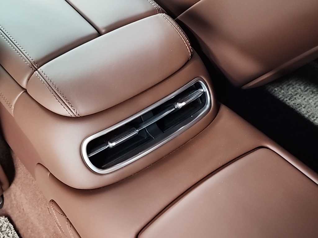 Genesis G90 2022 Negro - Importación desde Corea - HF Imports Iquique - Foto 13