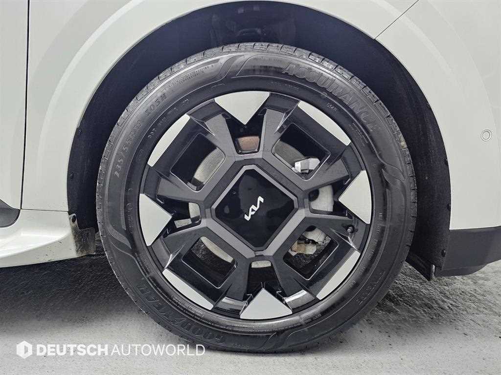 KIA Carnival - Vista 5