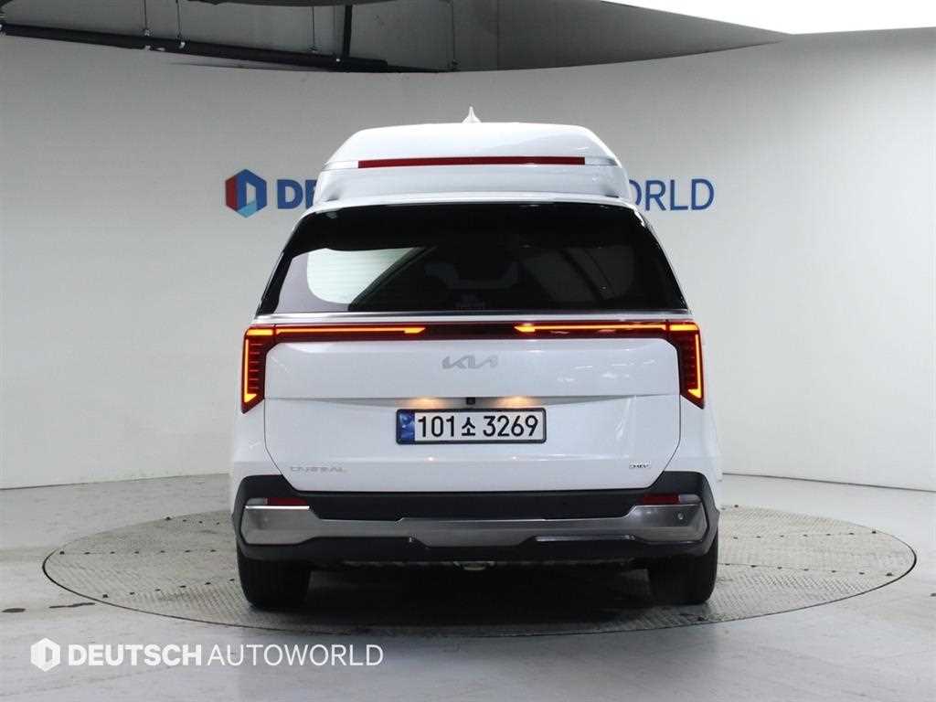 KIA Carnival - Vista 4