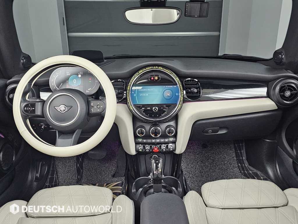 Mini Cooper Convertible - Vista 7