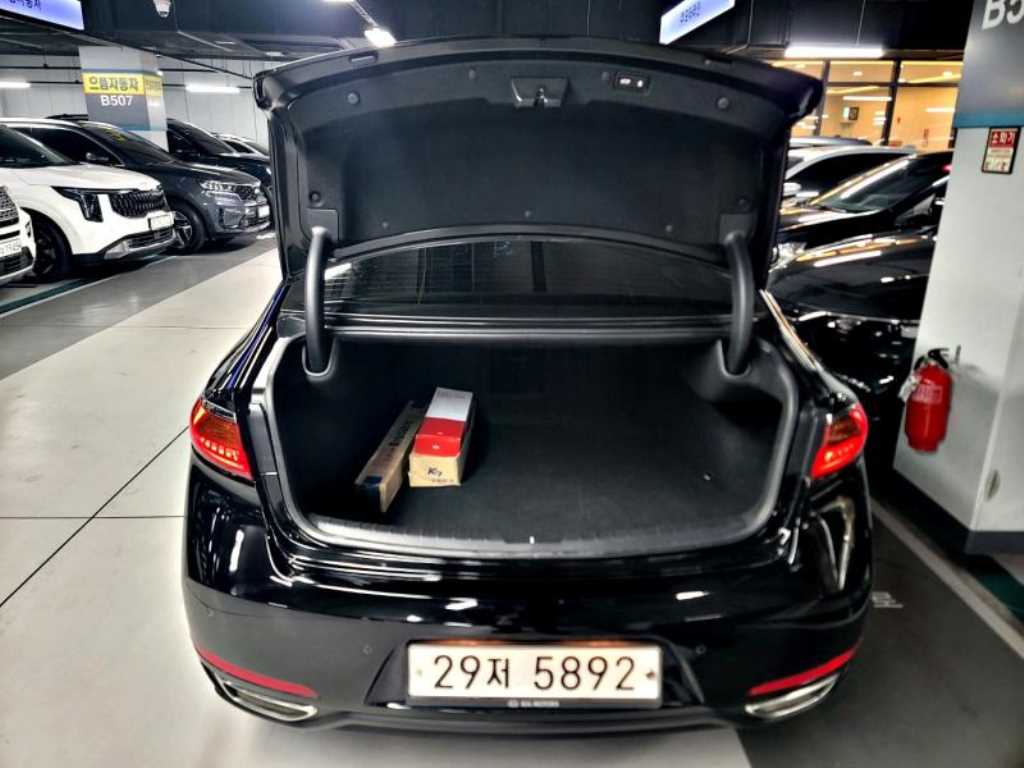 KIA K7 2018 Negro - Importación desde Corea - HF Imports Iquique - Foto 17