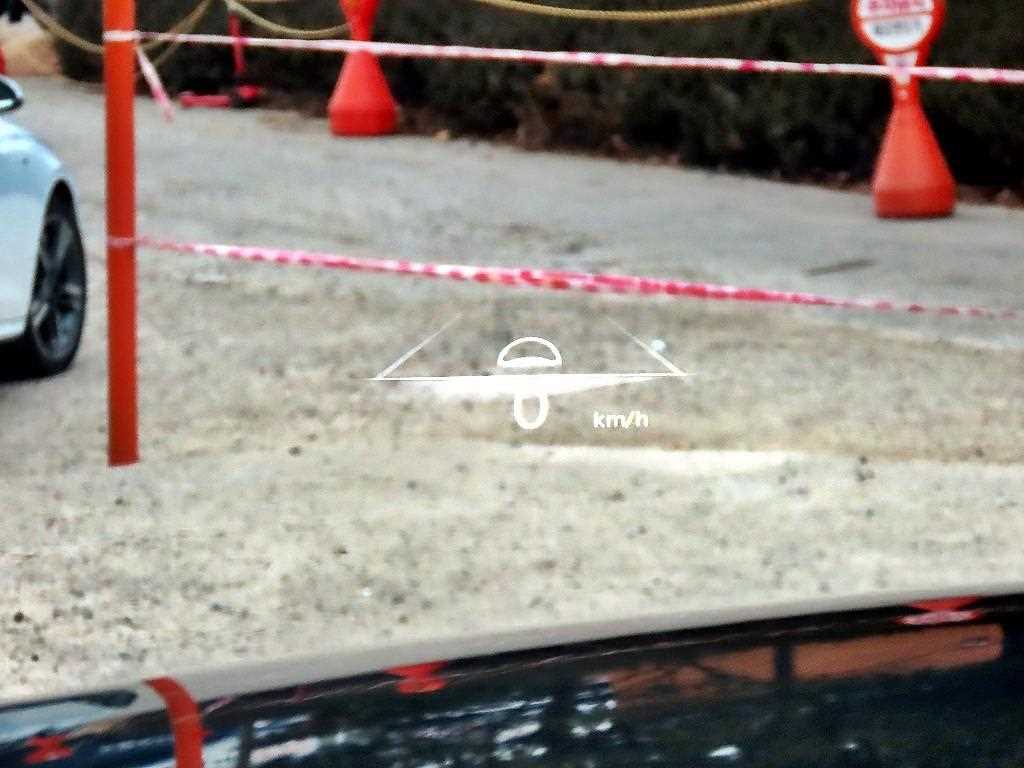 Genesis GV70 - Vista 10