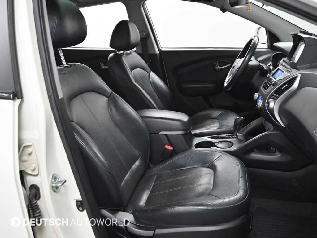 HYUNDAI Tucson - Vista 10