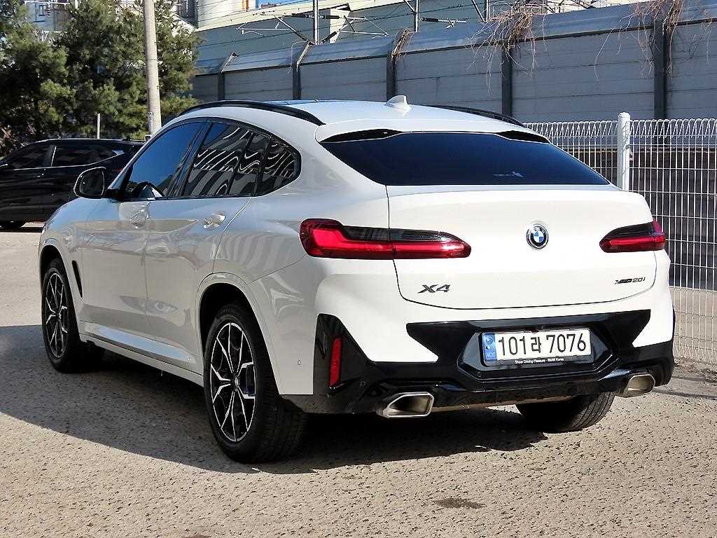 BMW X4 - Vista 3