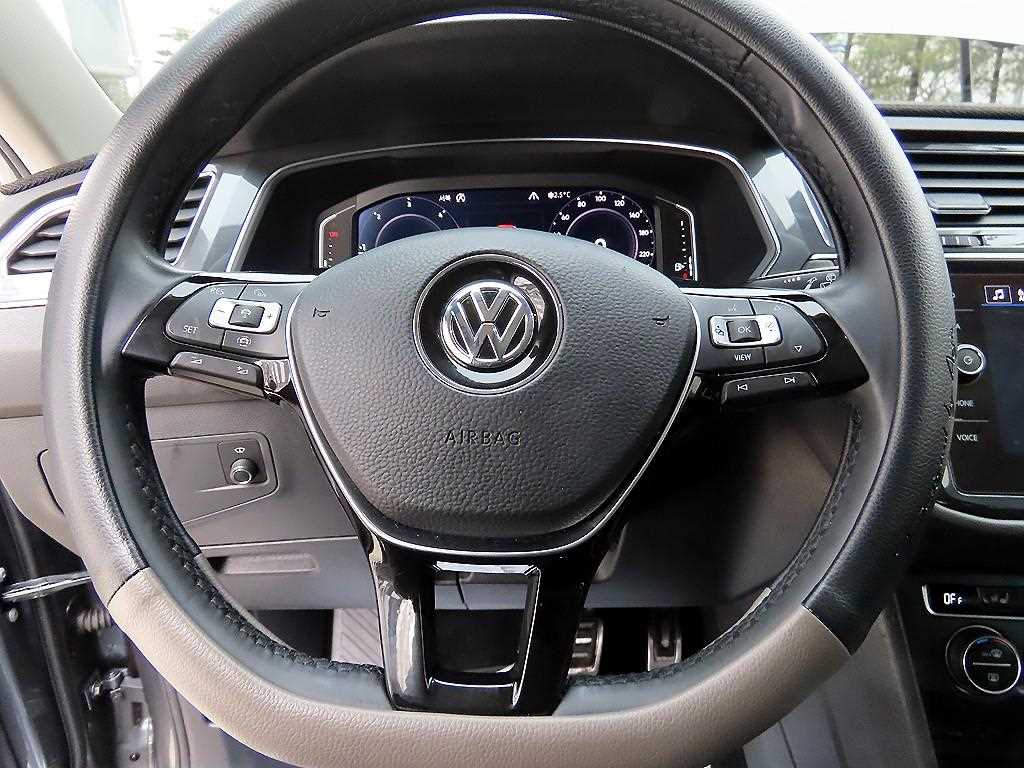 Volkswagen Tiguan - Vista 8
