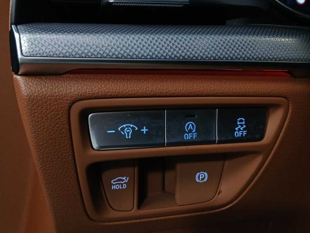 Genesis G80 - Vista 9