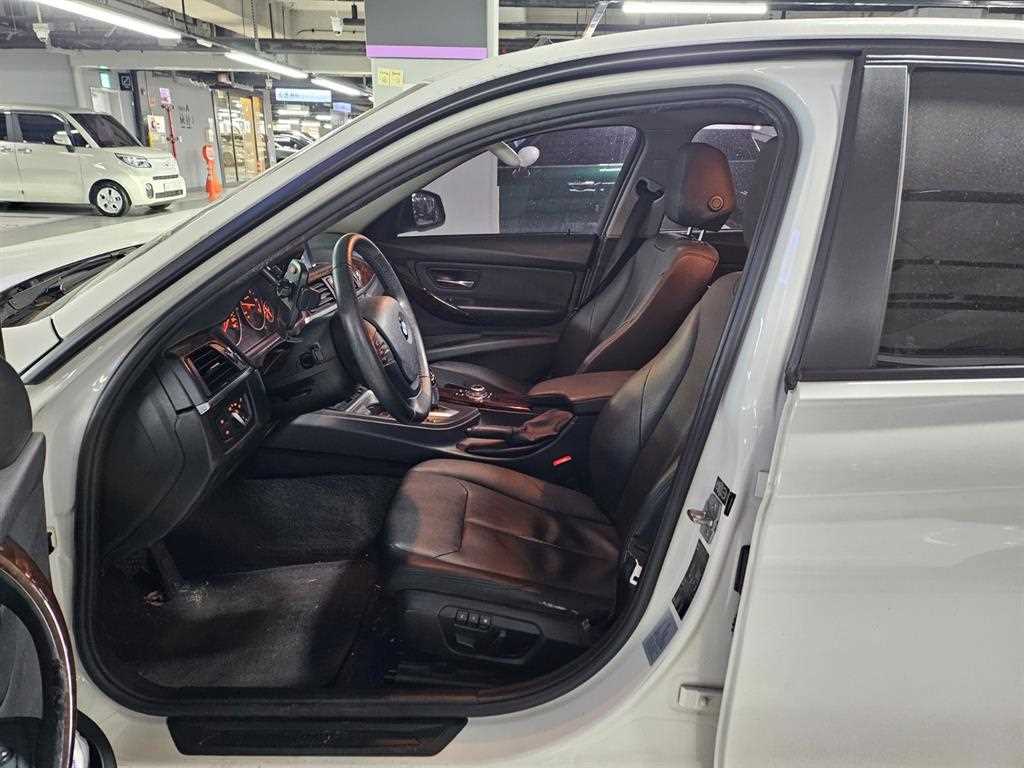 BMW 3 series - Vista 10