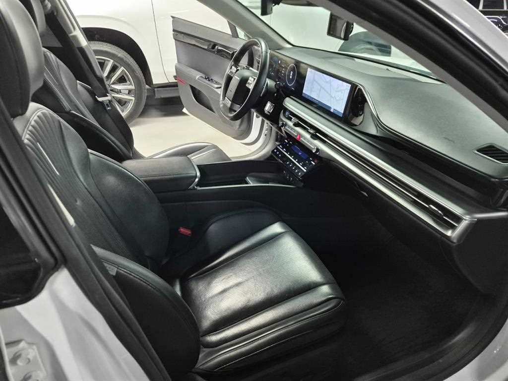 HYUNDAI Grandeur - Vista 10