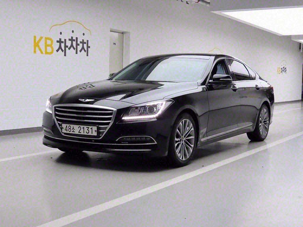 HYUNDAI Genesis - Vista 2