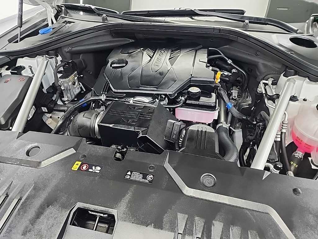 Genesis GV70 - Vista 6