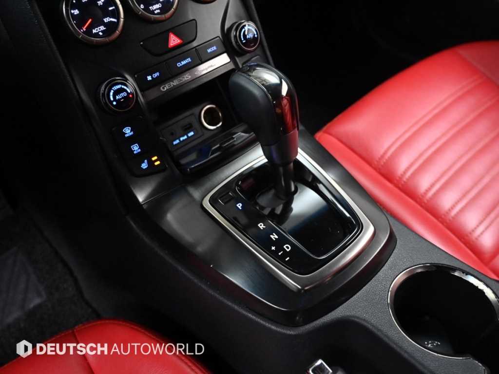 HYUNDAI Genesis - Vista 9