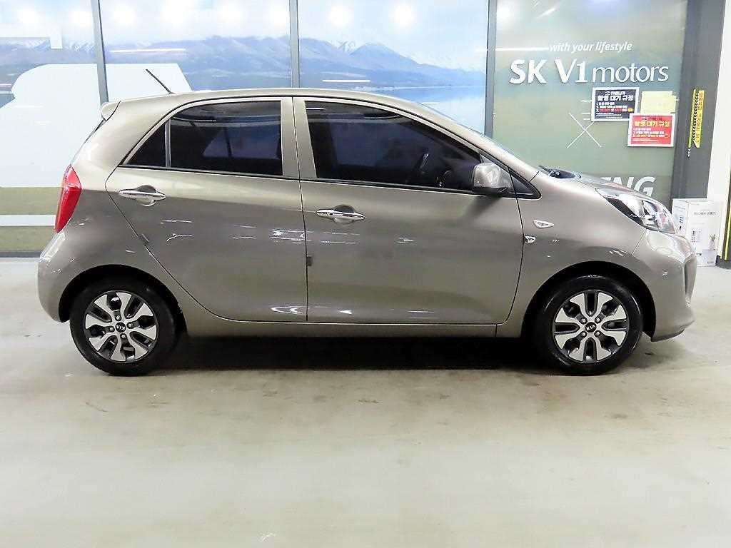 KIA Morning - Vista 4