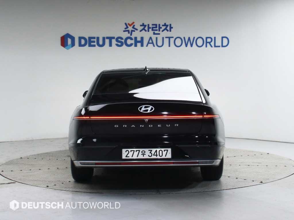 HYUNDAI Grandeur - Vista 4