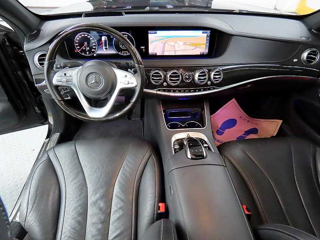 Mercedes Benz S Class - Vista 7