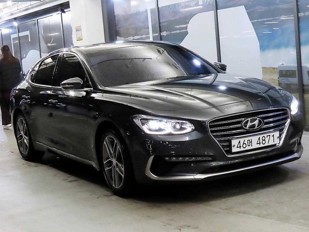 HYUNDAI Grandeur - Vista 2