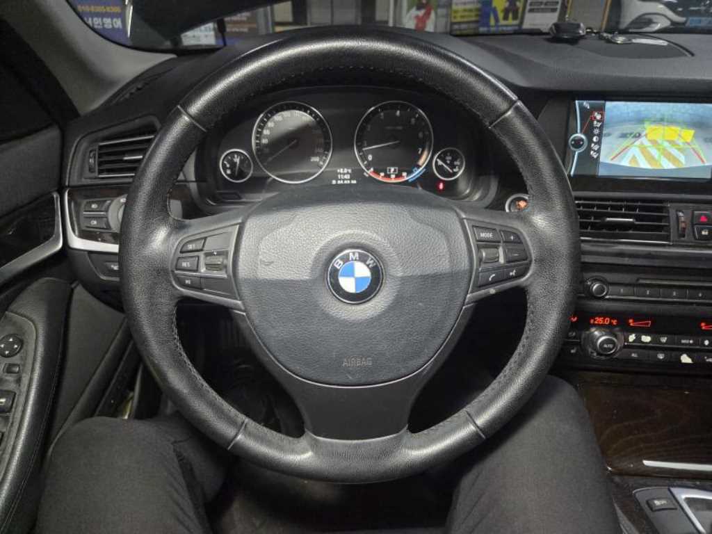 BMW 5 Series - Vista 9