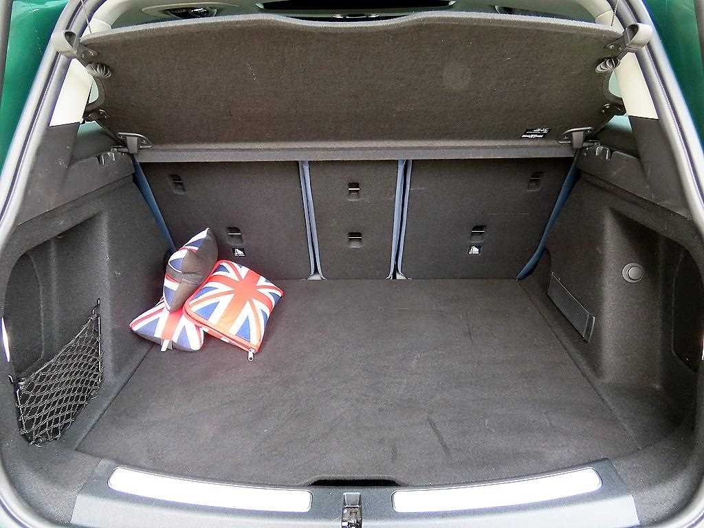 Mini Countryman 2023 Verde - Importación desde Corea - HF Imports Iquique - Foto 17