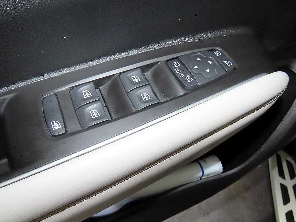 SAMSUNG QM6 2021 Plateado - Importación desde Corea - HF Imports Iquique - Foto 13