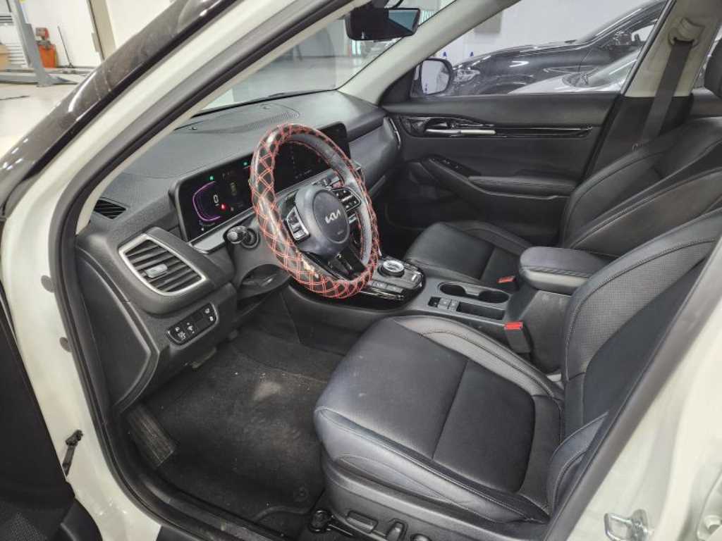 KIA Seltos - Vista 7