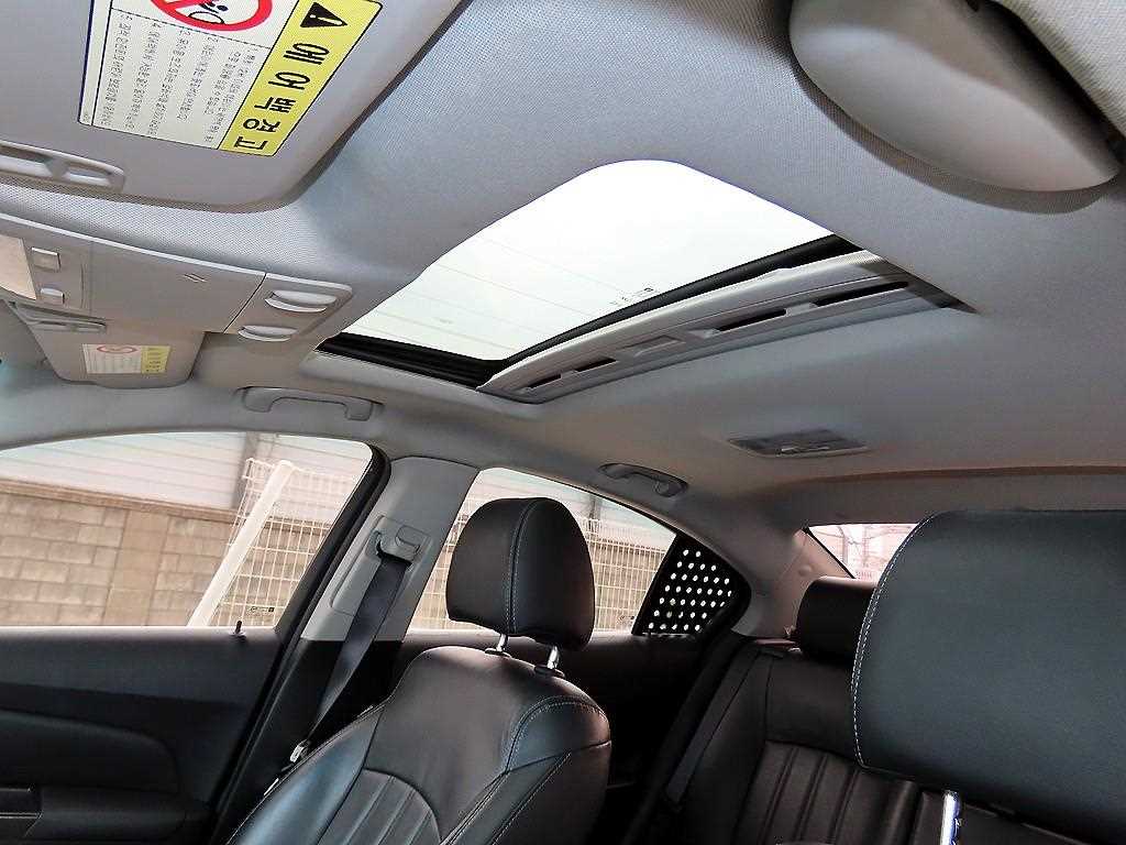 Chevrolet Cruise 2013 Blanco - Importación desde Corea - HF Imports Iquique - Foto 18