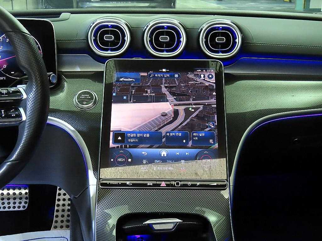 Mercedes Benz C Class - Vista 11