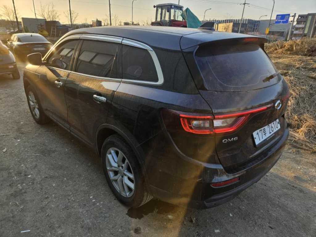 SAMSUNG QM6 - Vista 4