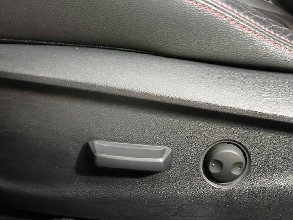 HYUNDAI Veloster - Vista 11