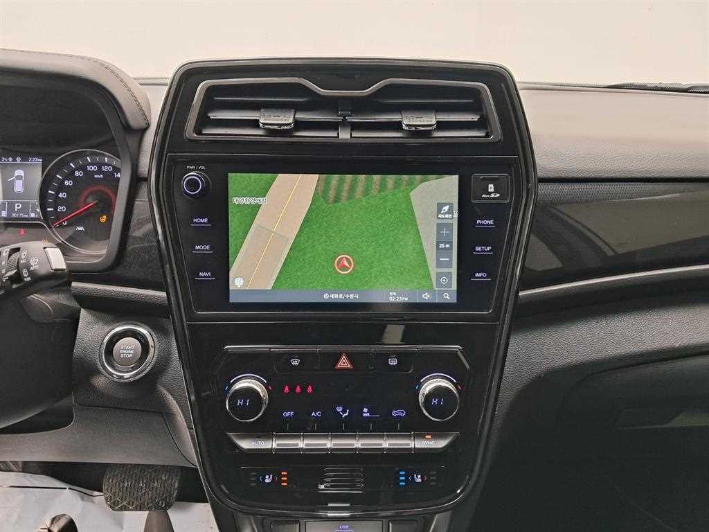 Ssangyong Tivoli - Vista 9