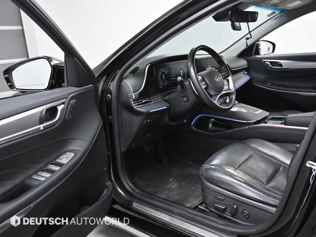 HYUNDAI Grandeur - Vista 11