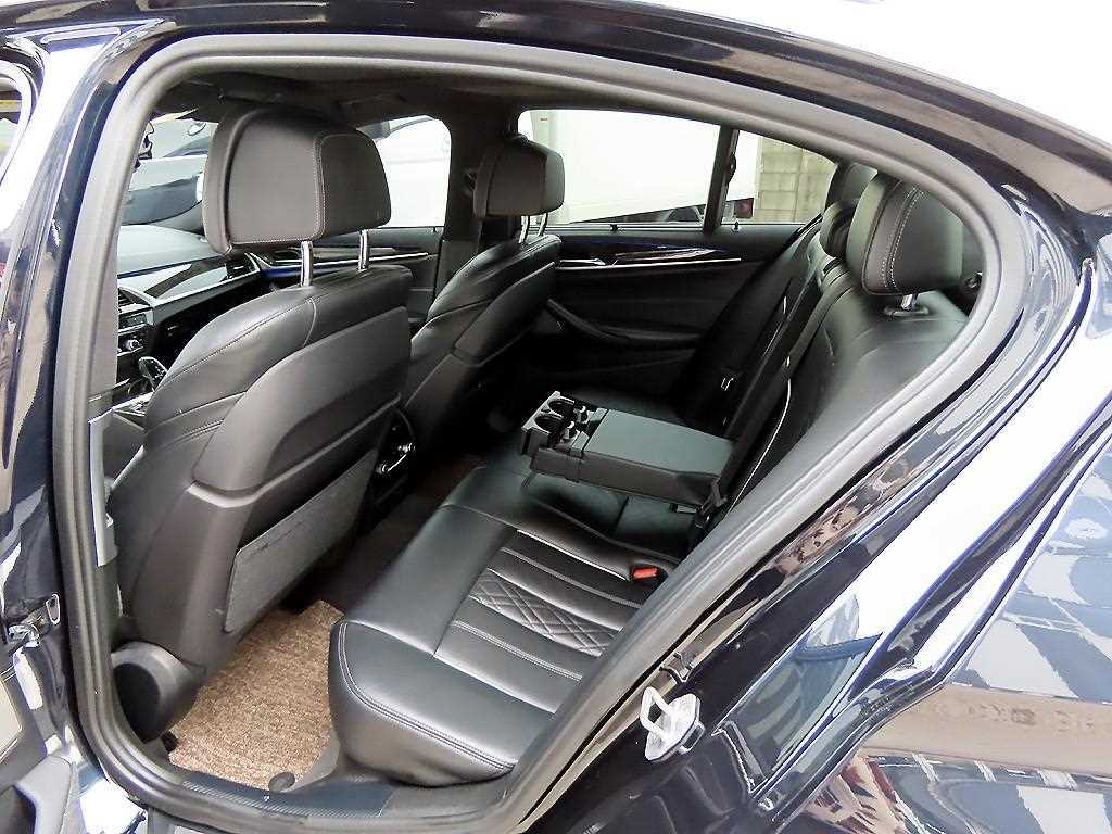 BMW 5 Series - Vista 6