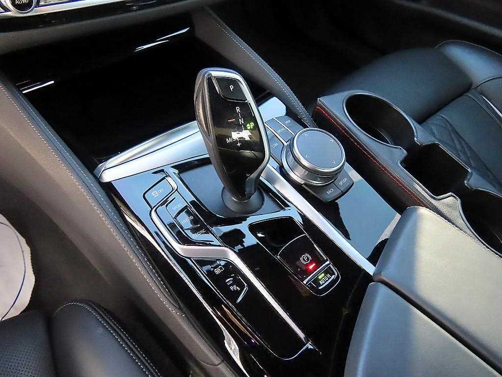 BMW 5 Series - Vista 11