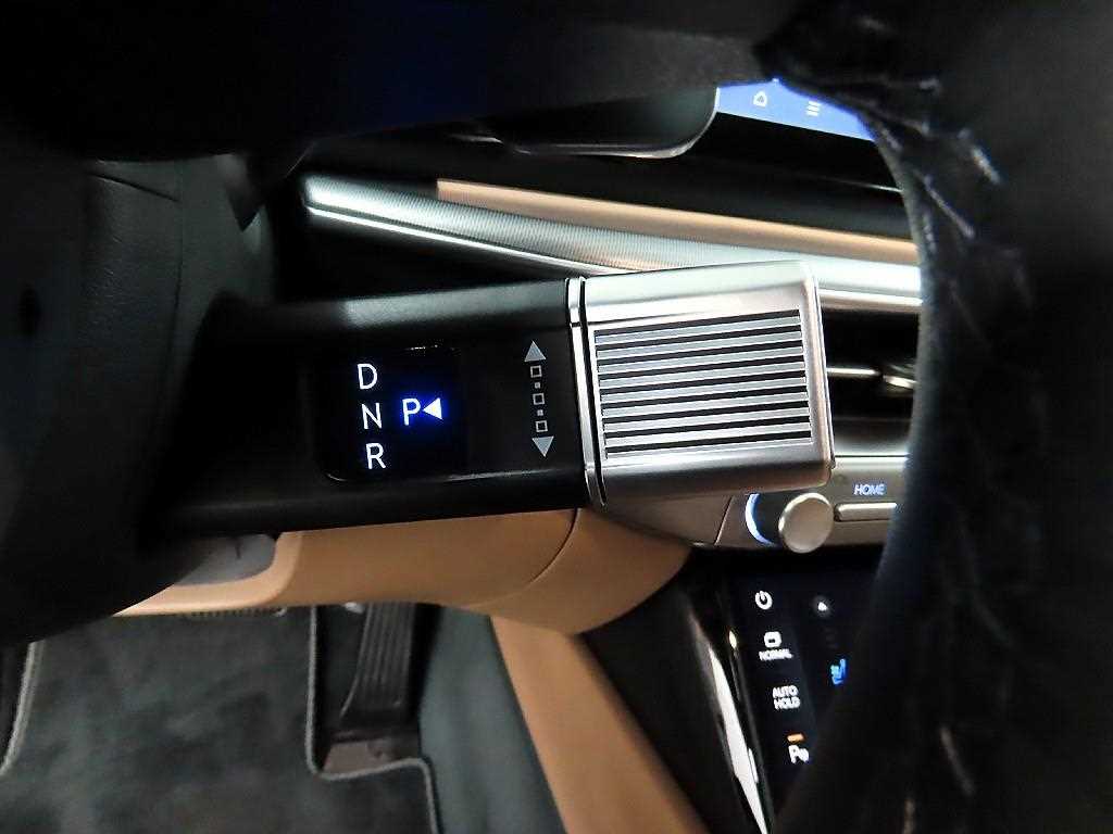 HYUNDAI Grandeur - Vista 10