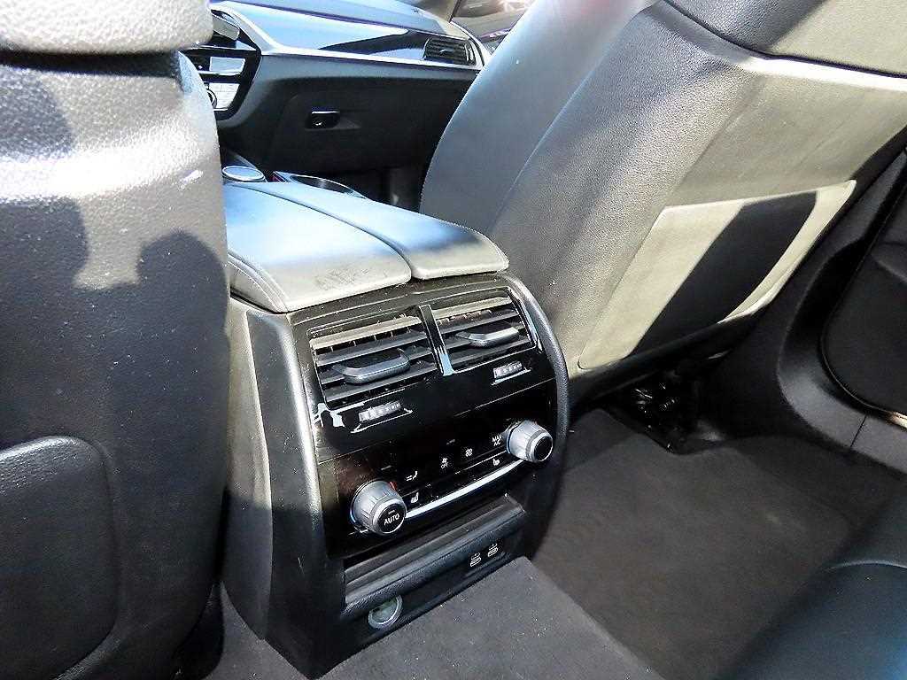 BMW 5 Series 2021 - Importación desde Corea - HF Imports Iquique - Foto 16