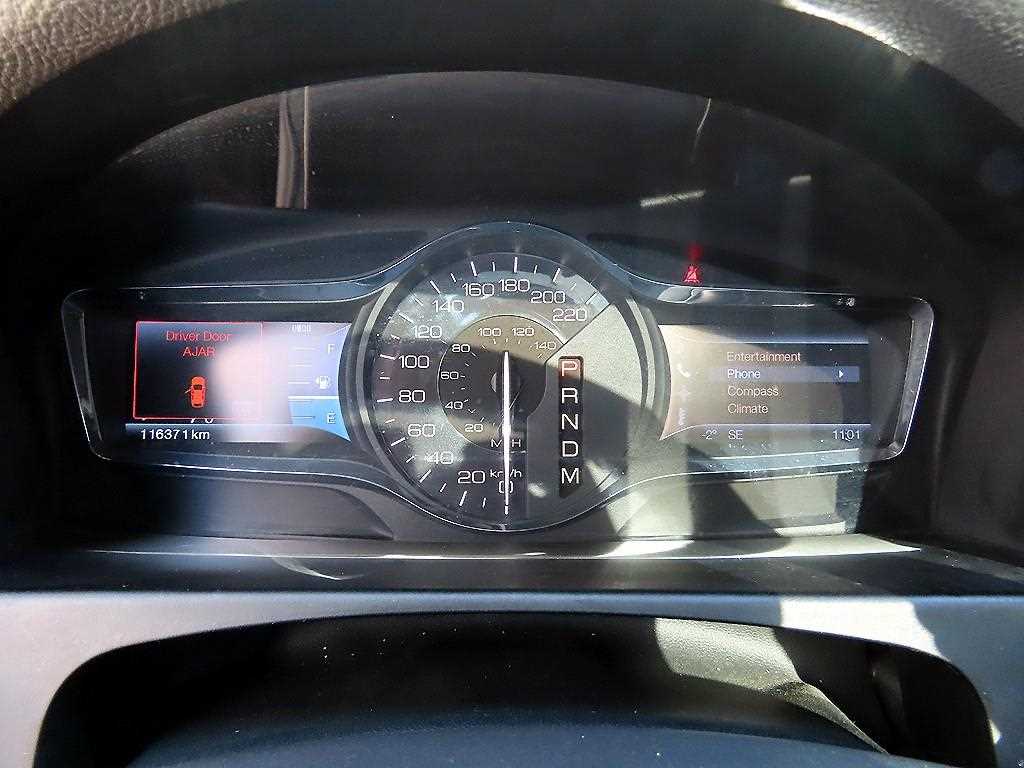 Lincoln MKX - Vista 9