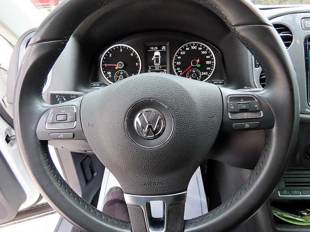 Volkswagen Tiguan - Vista 8