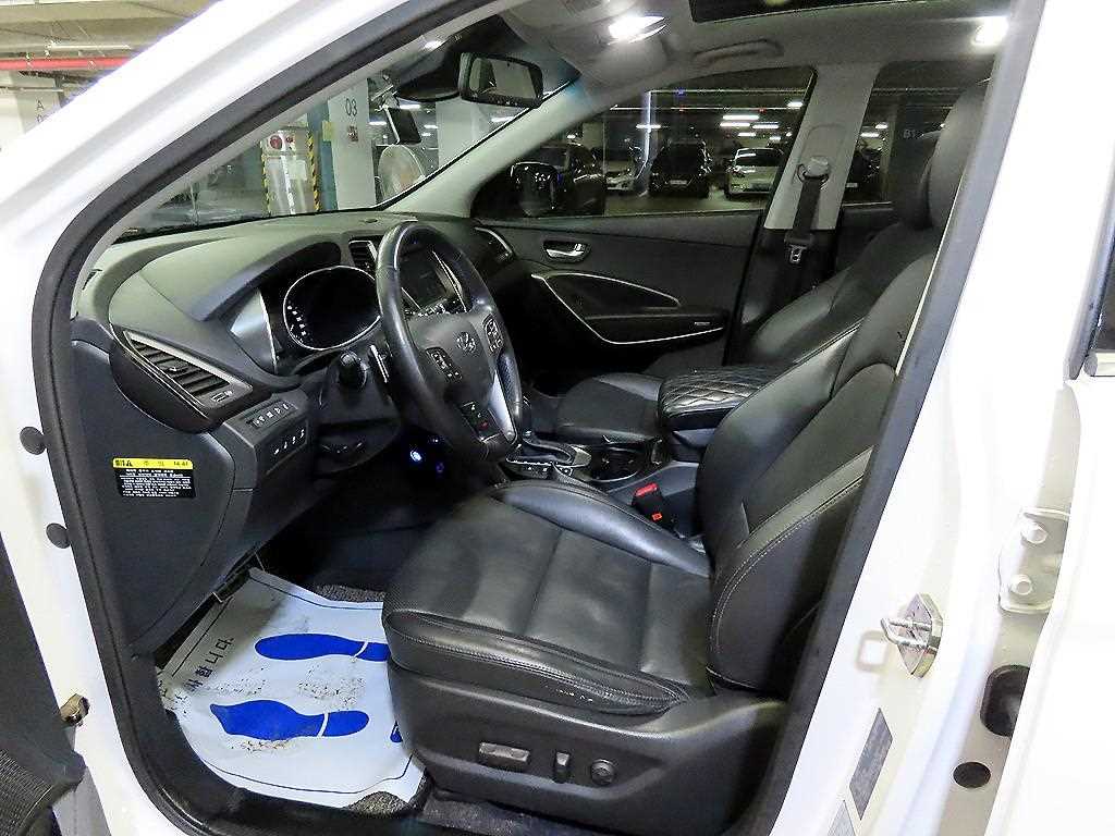 HYUNDAI Santa Fe - Vista 6