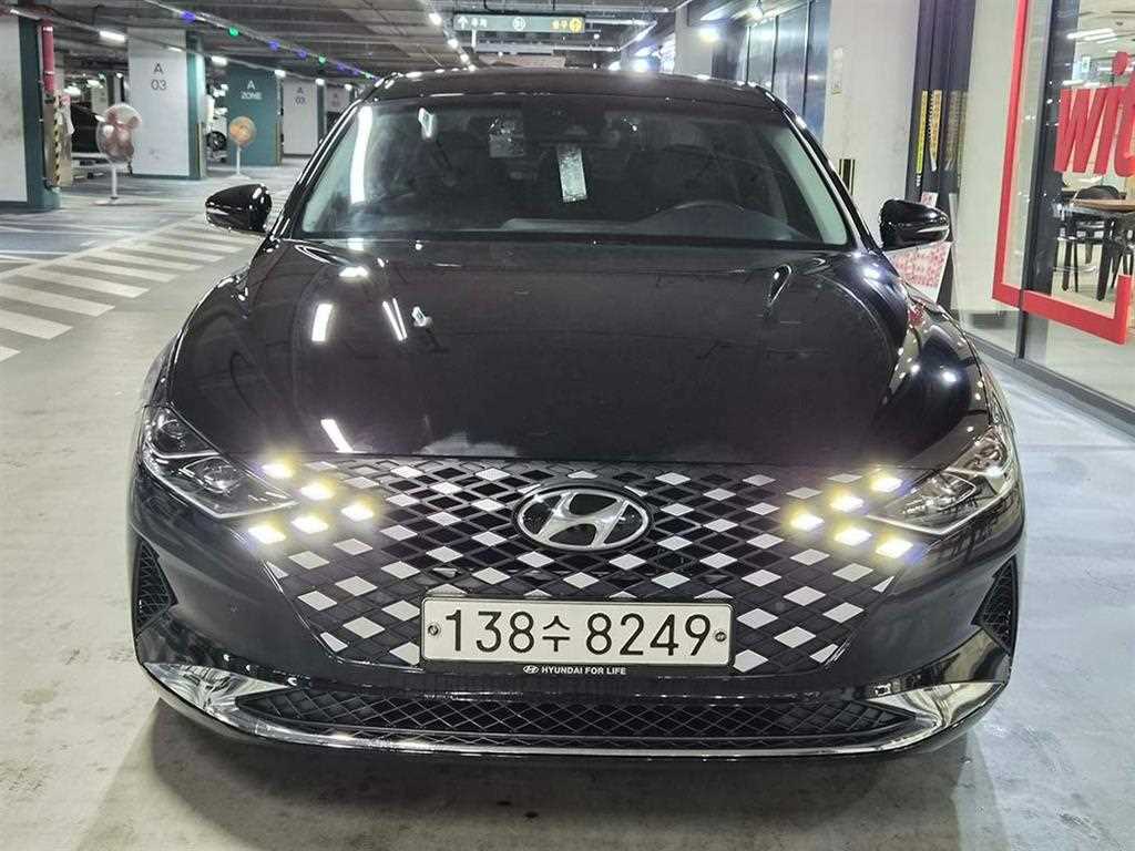 HYUNDAI Grandeur - Vista 2