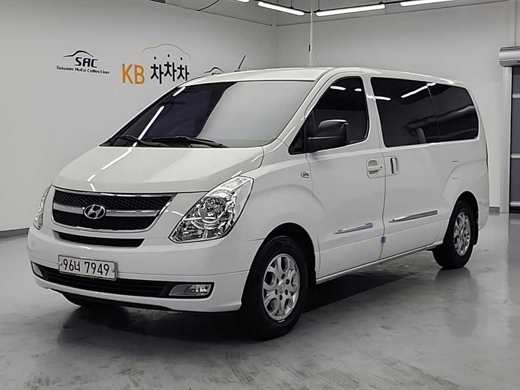 HYUNDAI Starex 2013 Blanco - Importación desde Corea - HF Imports Iquique - Foto 1