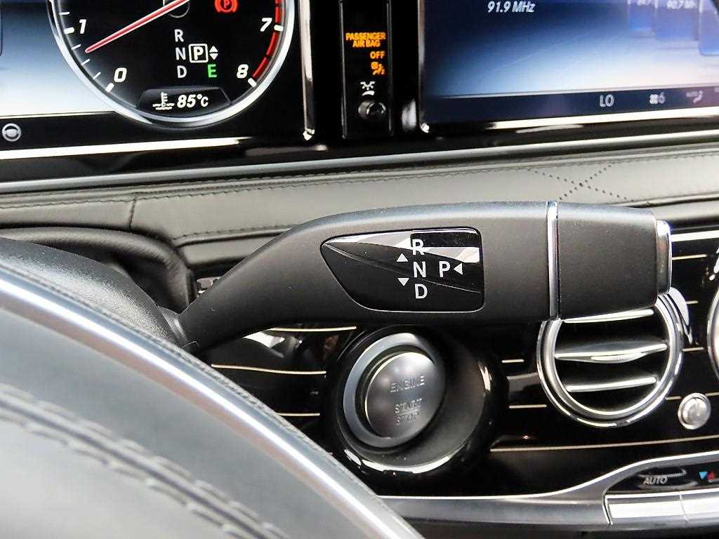 Mercedes Benz S Class - Vista 11